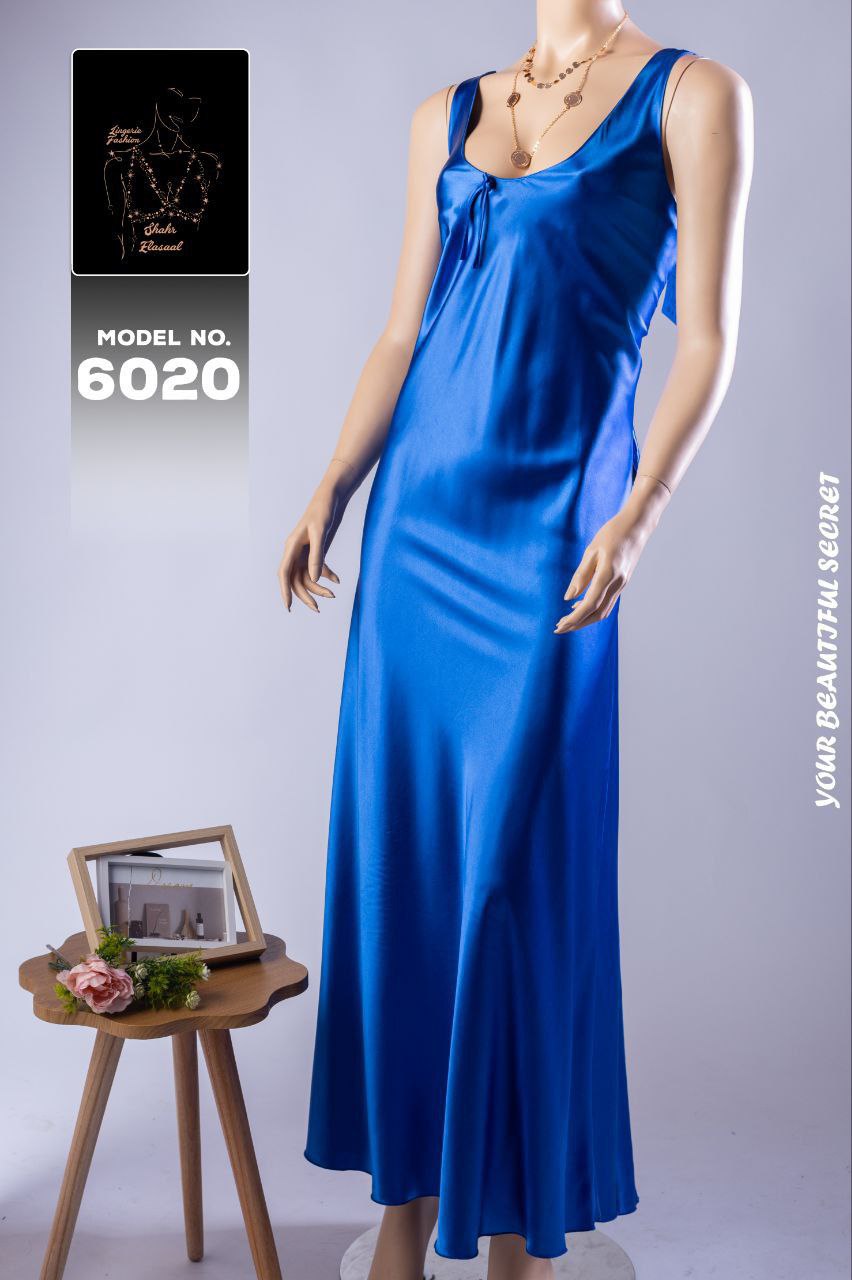 blue dress